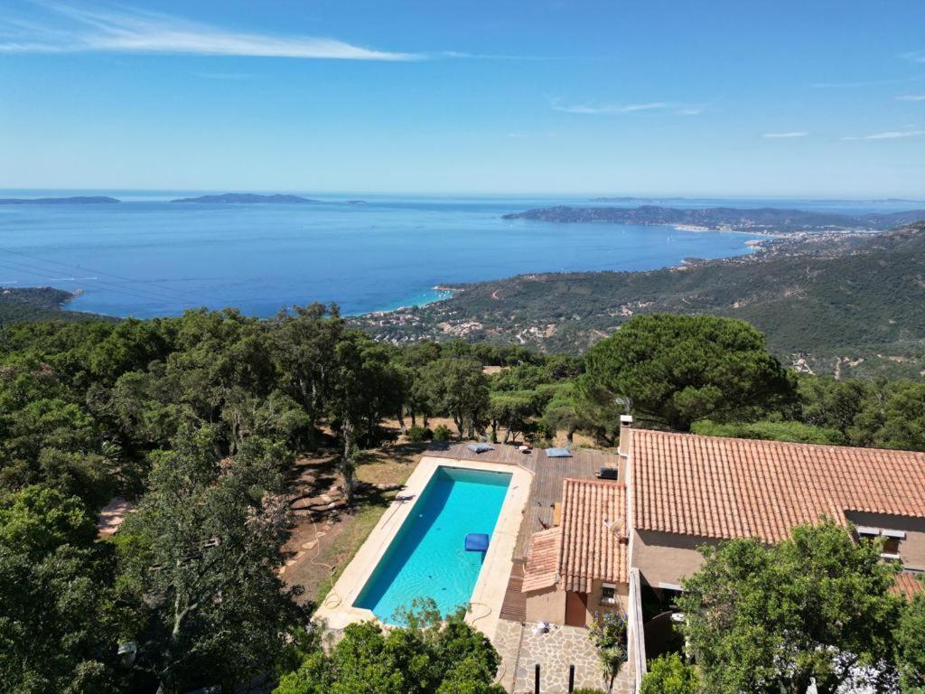 / Vue A Couper Le Souffle Entre Terre Et * Le Lavandou